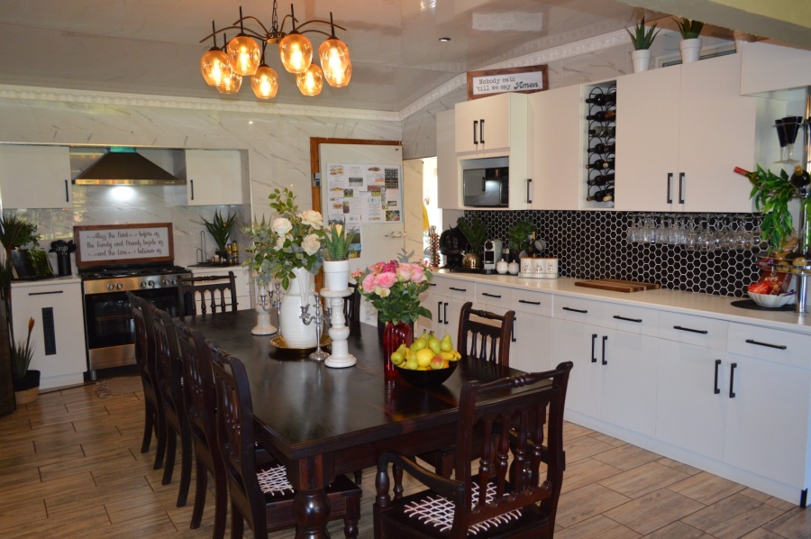 Commercial Property for Sale in Wilkoppies North West